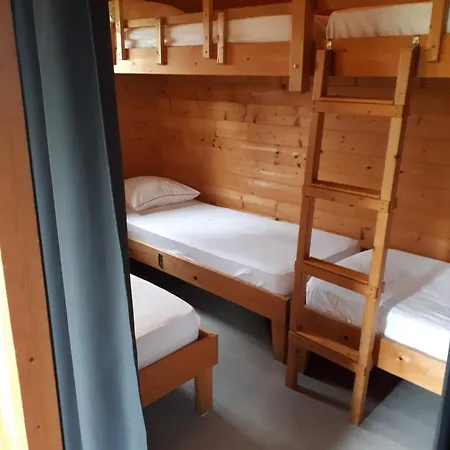 Trekkershut In De Campsite *