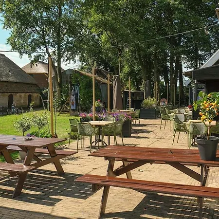 Trekkershut In De Campsite Putten