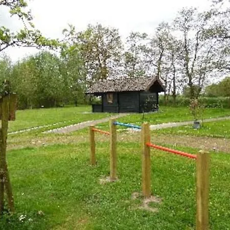 Trekkershut In De Campsite Putten